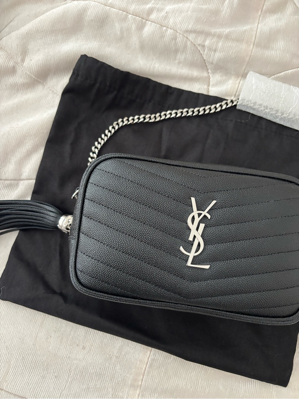 Saint Laurent Mini Lou Black Quilted Leather Camera Bag - Picture 2 of 9